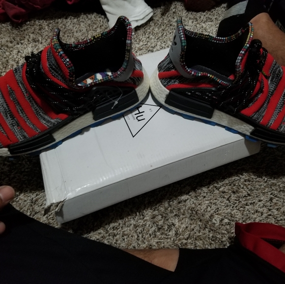 Shoes - Picture 5 of 5